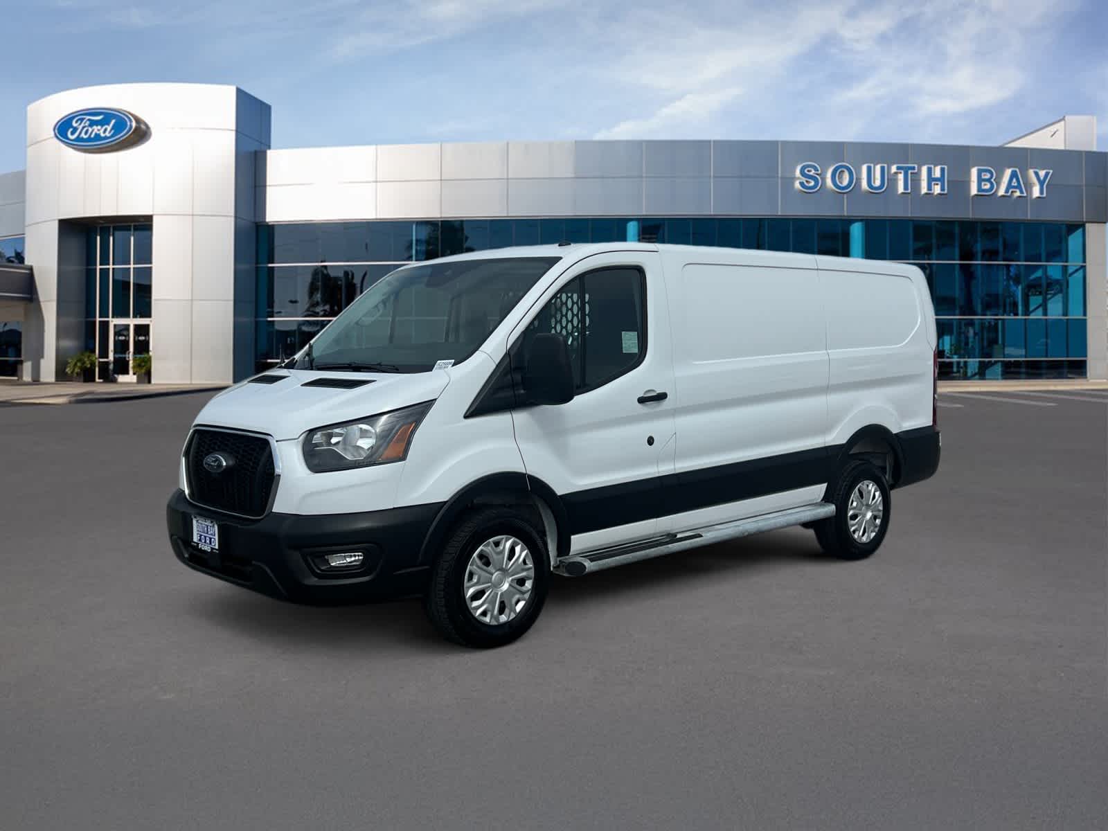 2025 Ford Transit Cargo Van T-250 130" Low Rf 9070 GVWR RWD