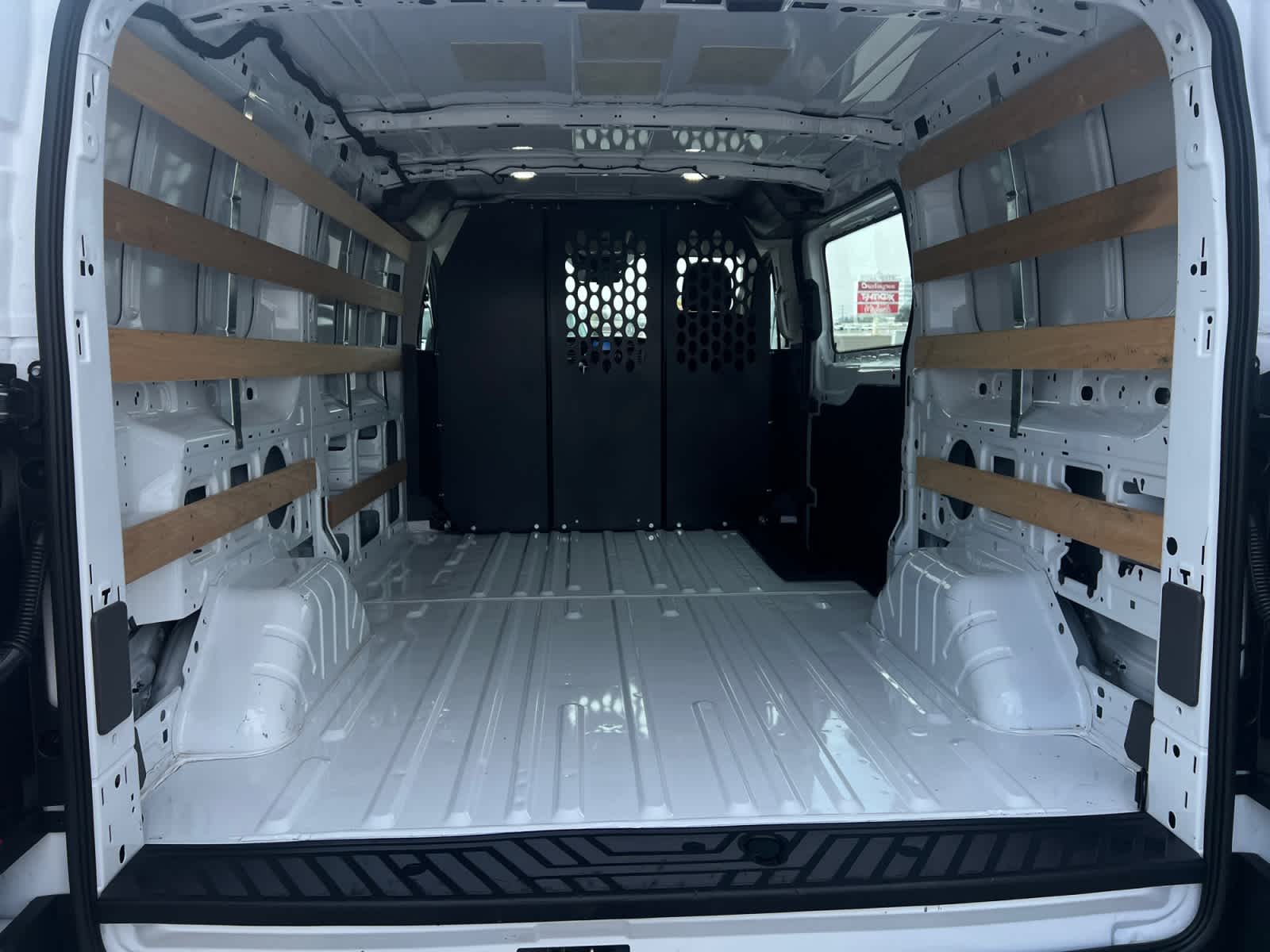 2025 Ford Transit Cargo Van T-250 130" Low Rf 9070 GVWR RWD