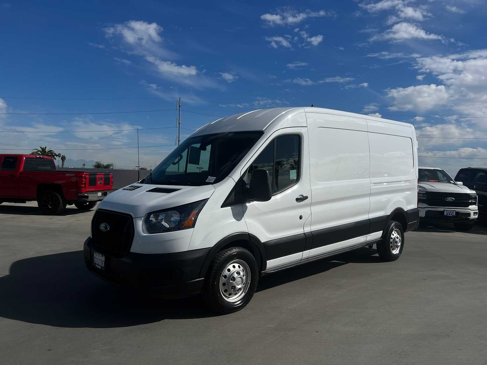 2023 Ford Transit T-250 130" Med Rf 9070 GVWR AWD