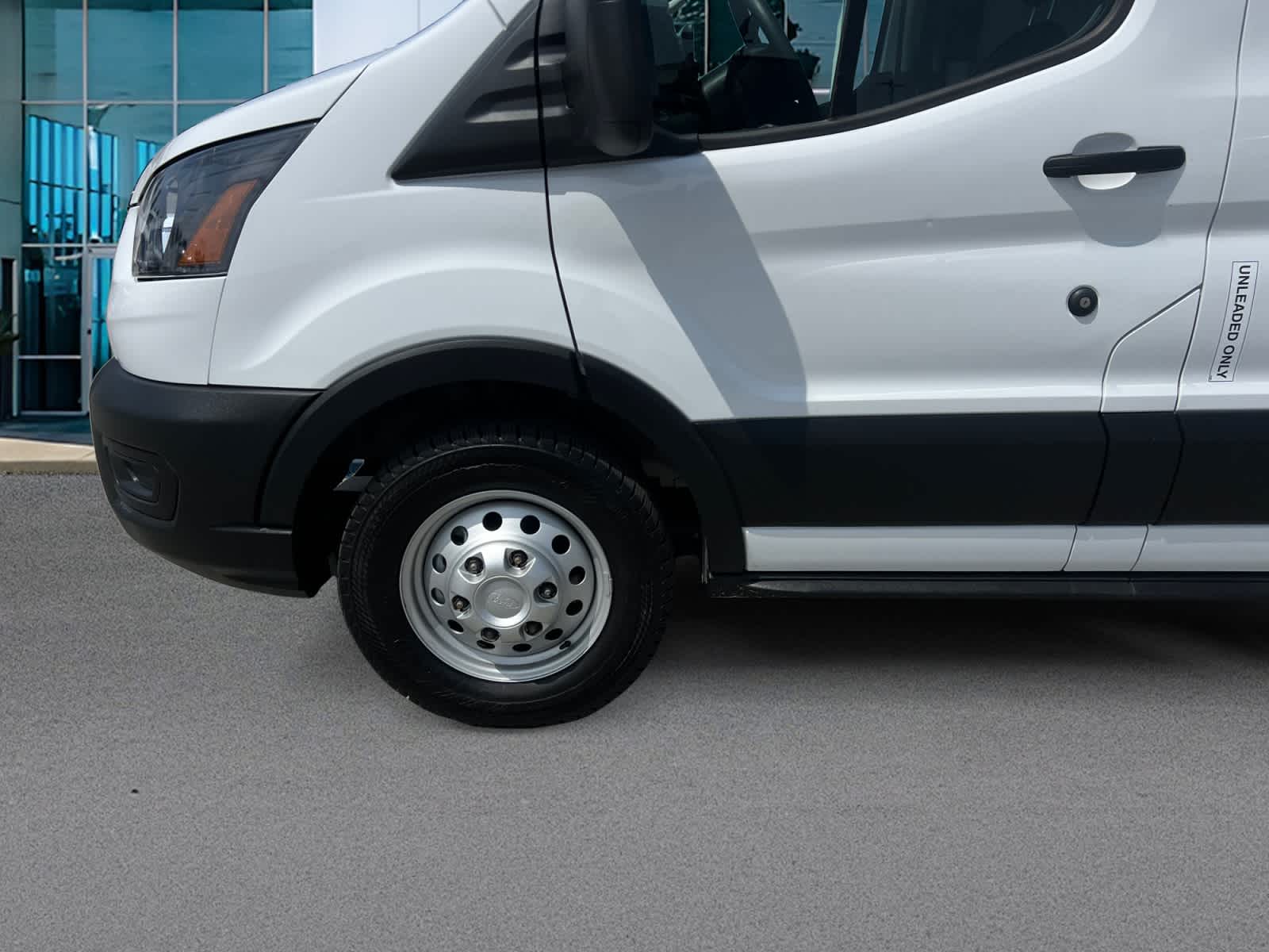 2025 Ford Transit Cargo Van T-250 148" Med Rf 9070 GVWR AWD