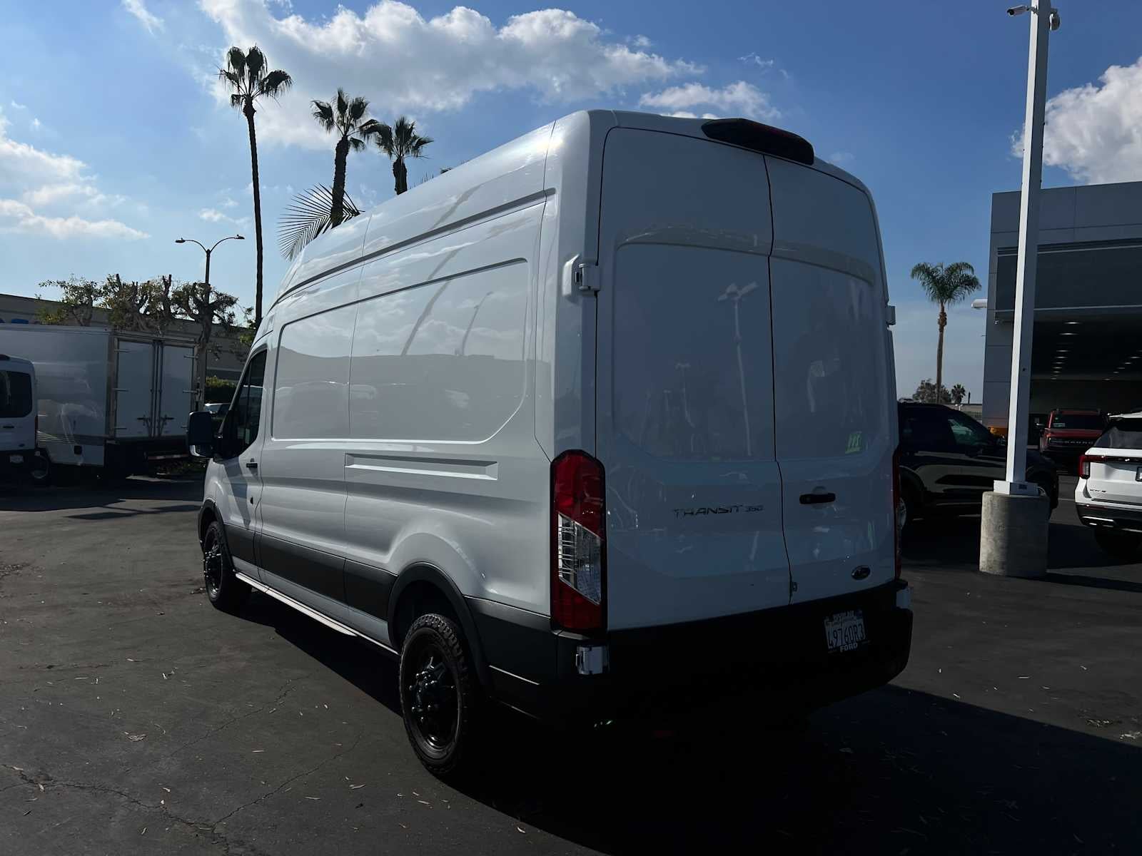 2023 Ford Transit 148 WB High Roof Cargo