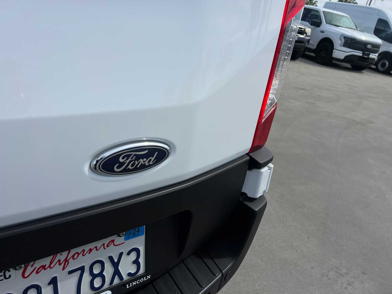 2023 Ford Transit Cargo Van T-350 130" Low Rf 9500 GVWR RWD