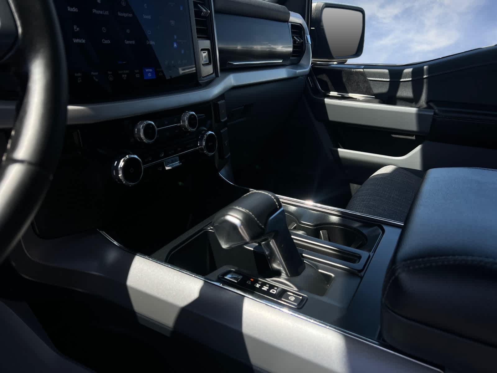 2023 Ford F-150 Lightning XLT