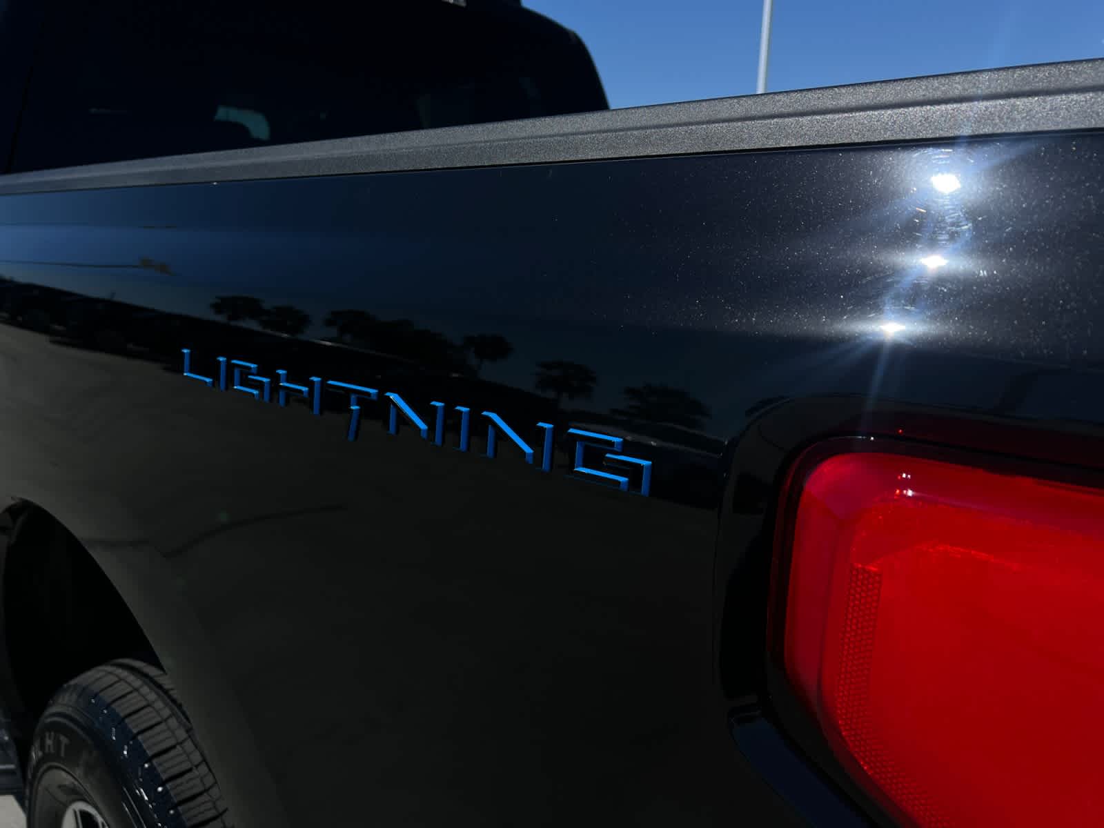 2023 Ford F-150 Lightning XLT