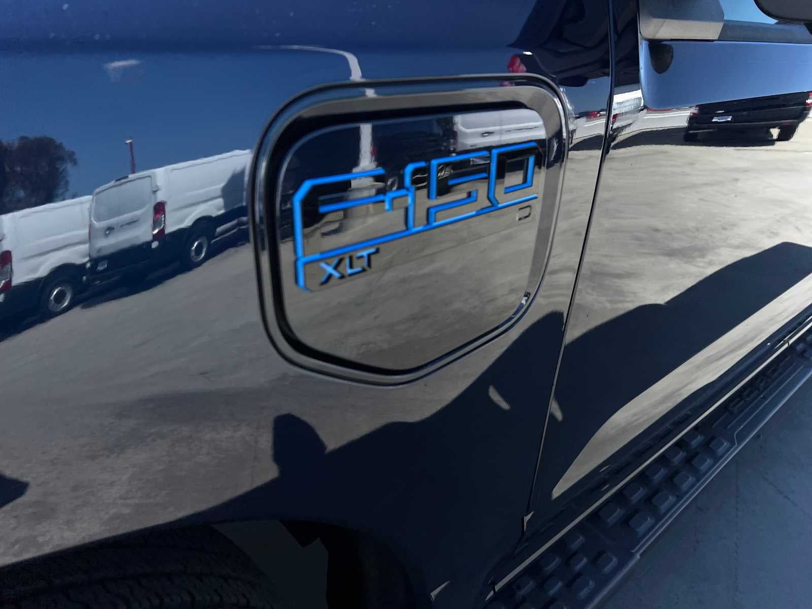 2024 Ford F-150 Lightning XLT
