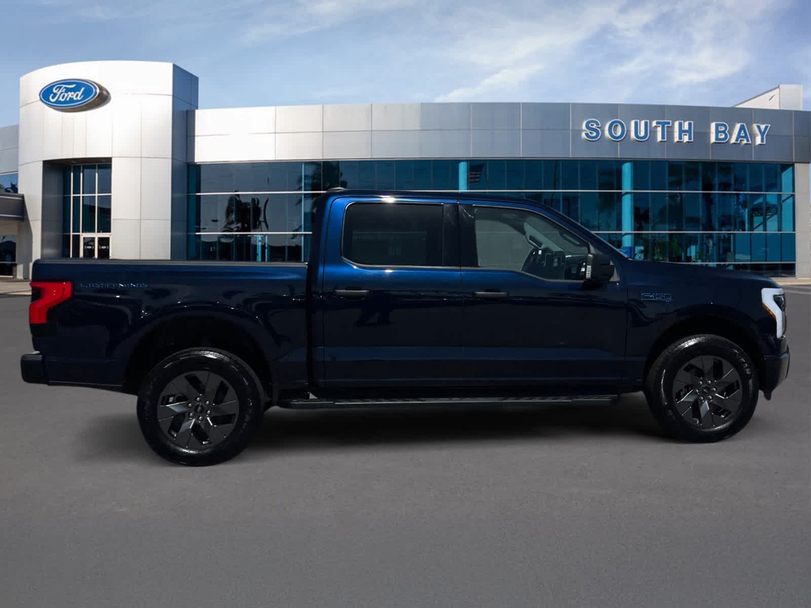 2024 Ford F-150 Lightning XLT