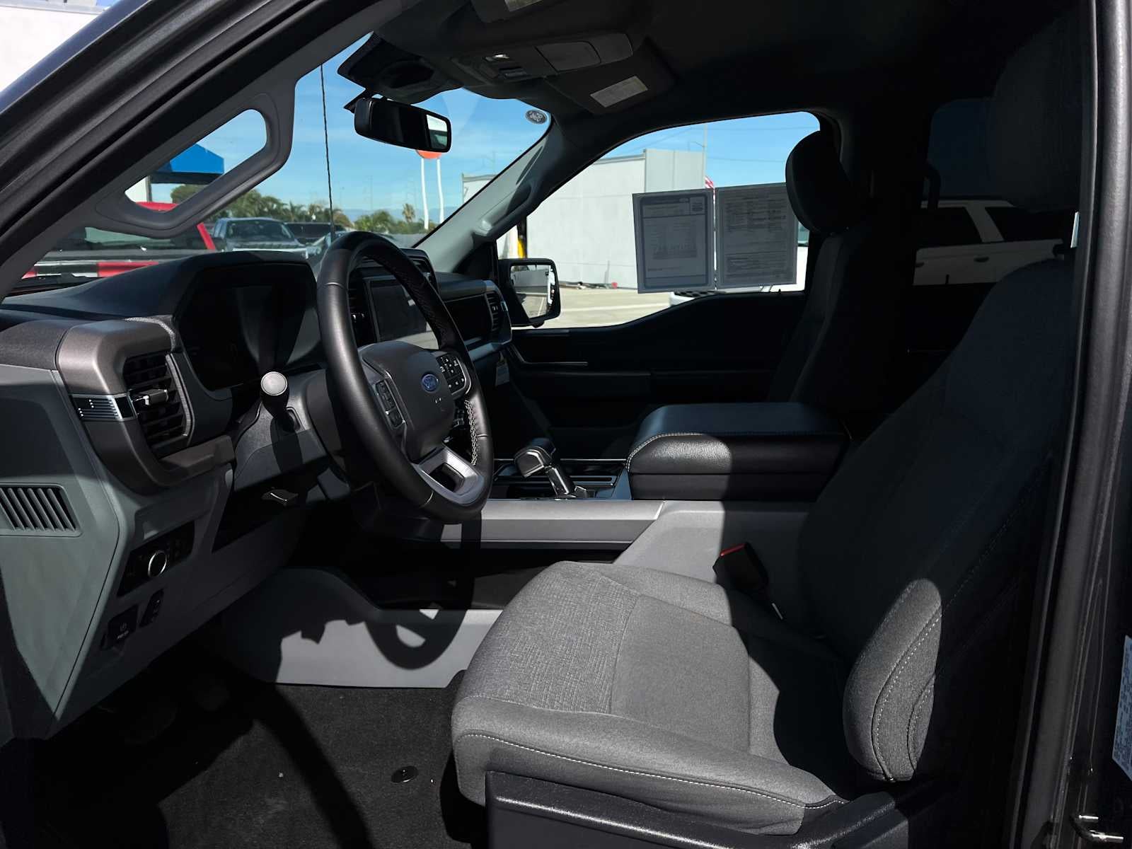 2025 Ford F-150 Lightning XLT