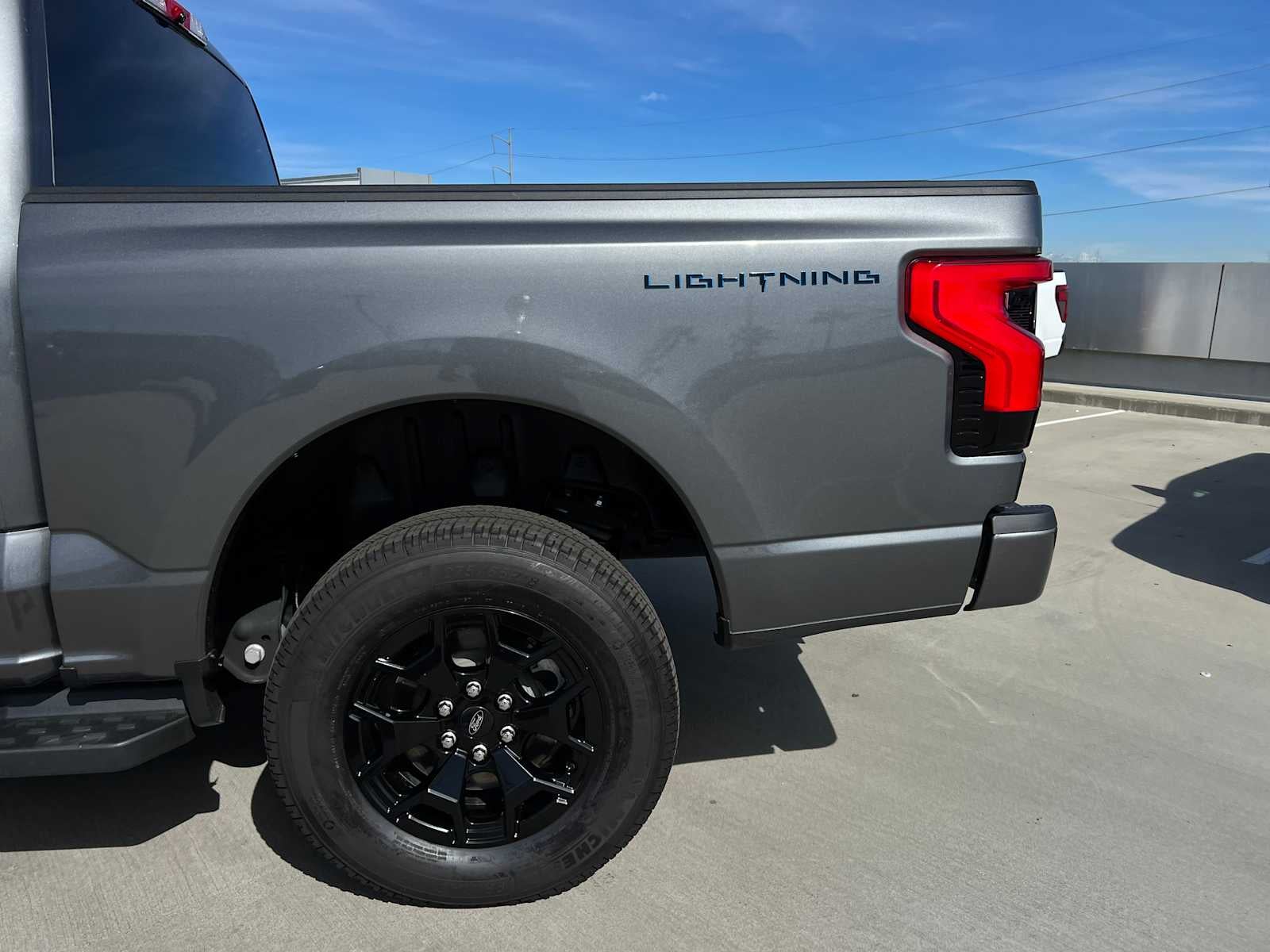 2025 Ford F-150 Lightning XLT