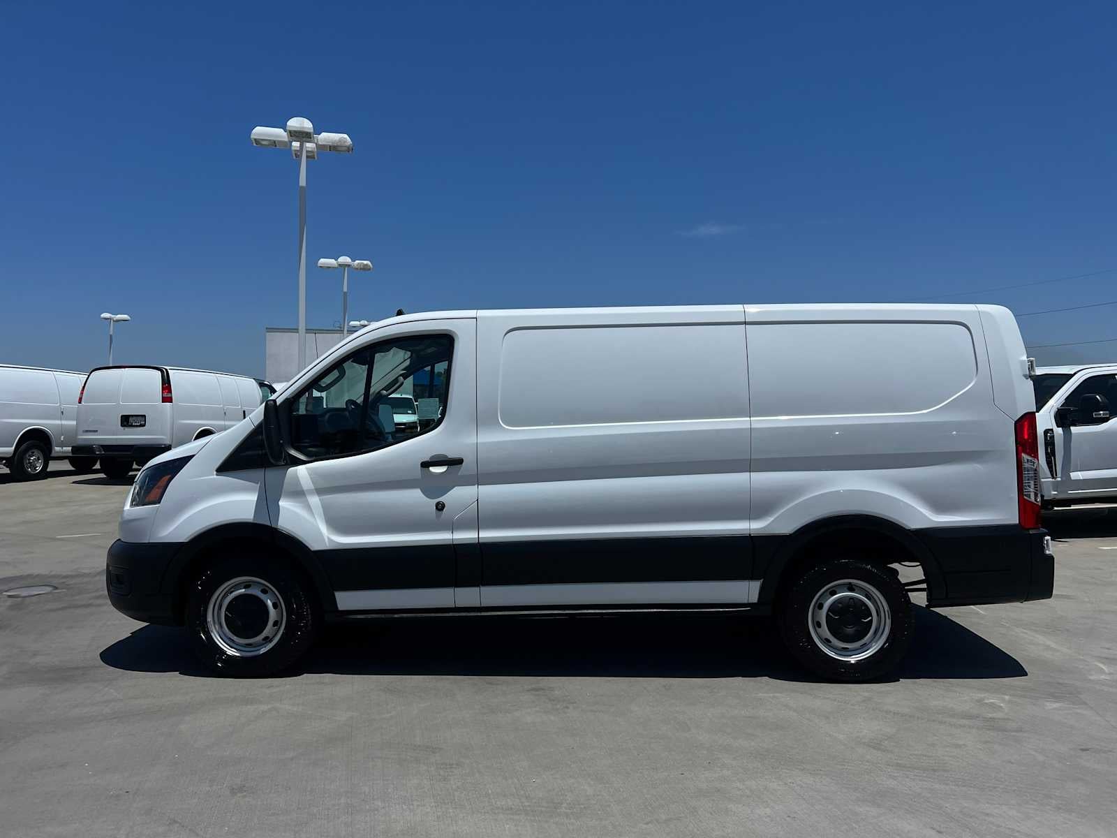 2021 Ford Transit T-150 130" Low Rf 8670 GVWR RWD