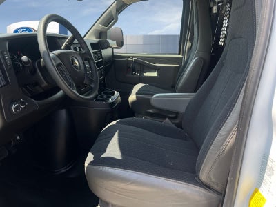2025 Chevrolet Express Cargo Van RWD 2500 135"