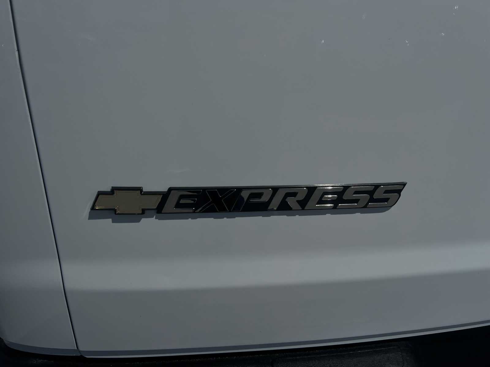 2022 Chevrolet Express Work Van