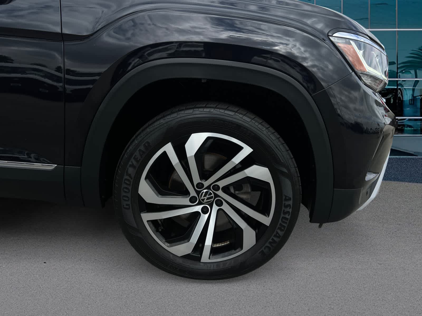 2023 Volkswagen Atlas 3.6L V6 SEL