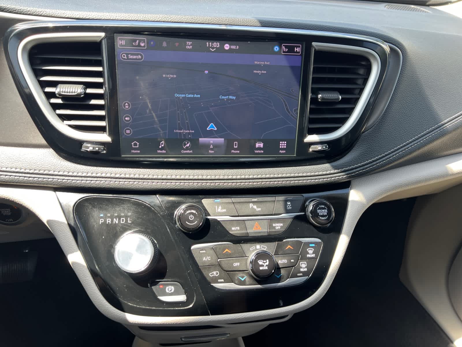 2024 Chrysler Pacifica Hybrid Select