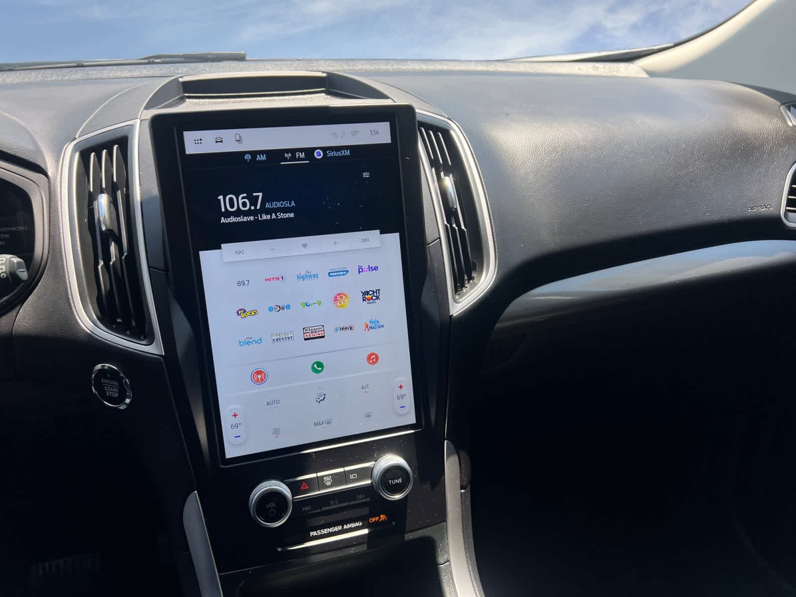 2024 Ford Edge SE