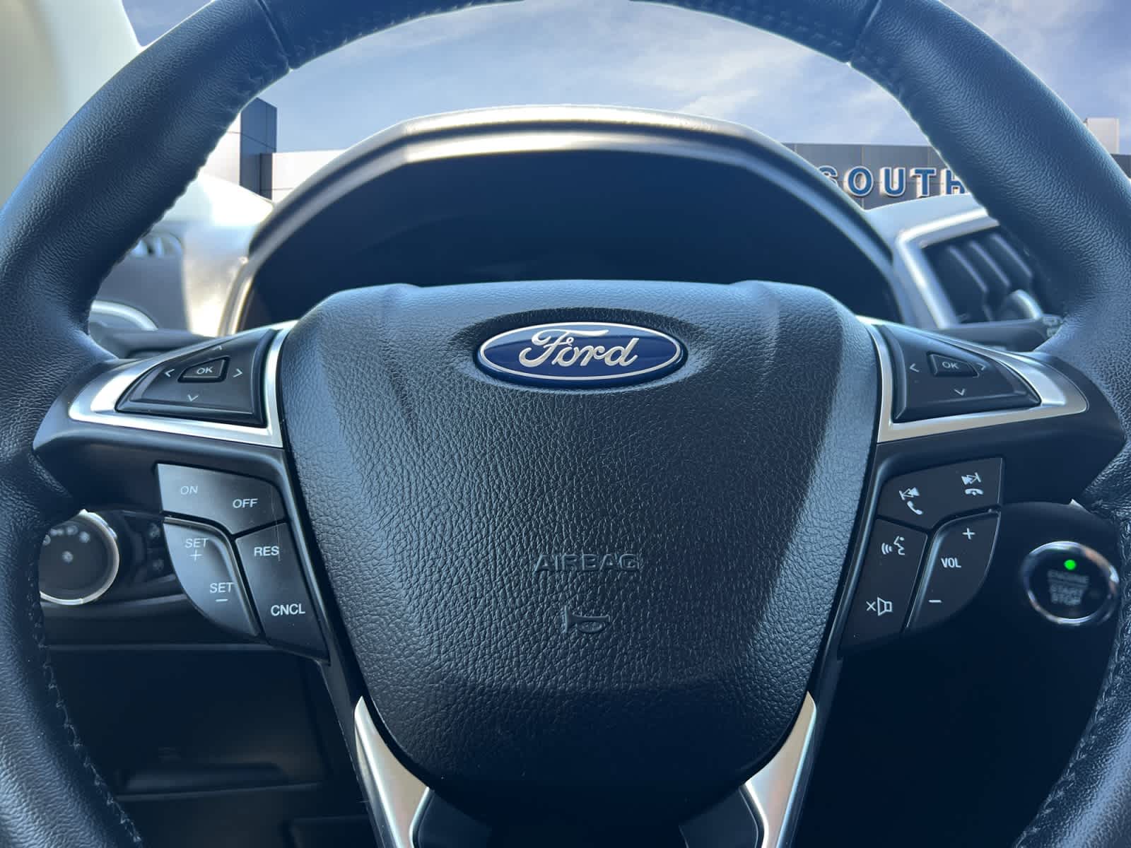 2023 Ford Edge SEL