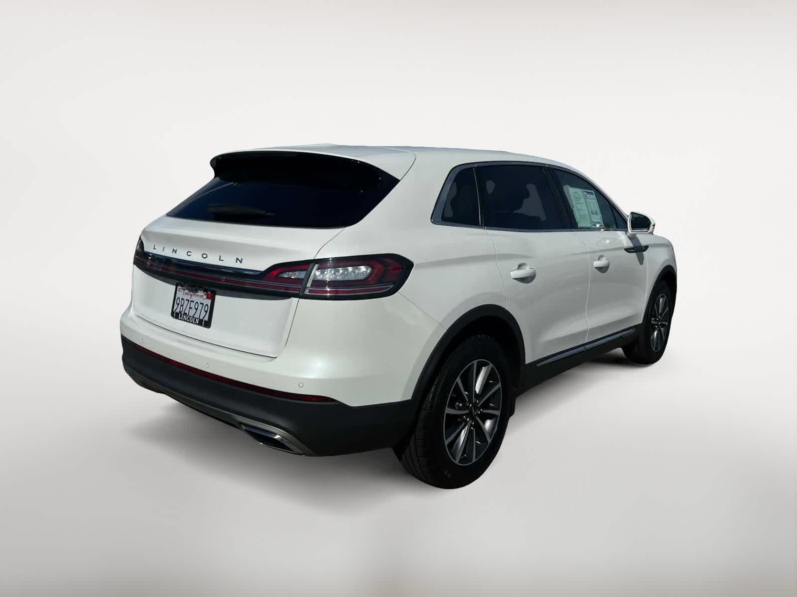 2022 Lincoln Nautilus Standard