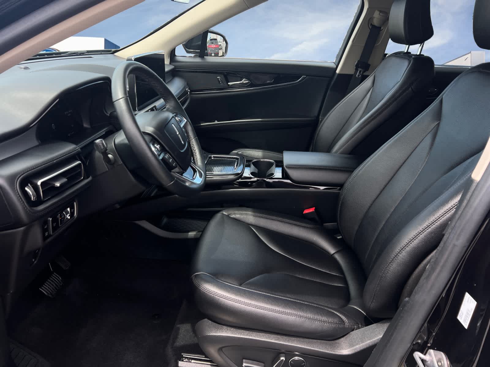 2023 Lincoln Nautilus Standard