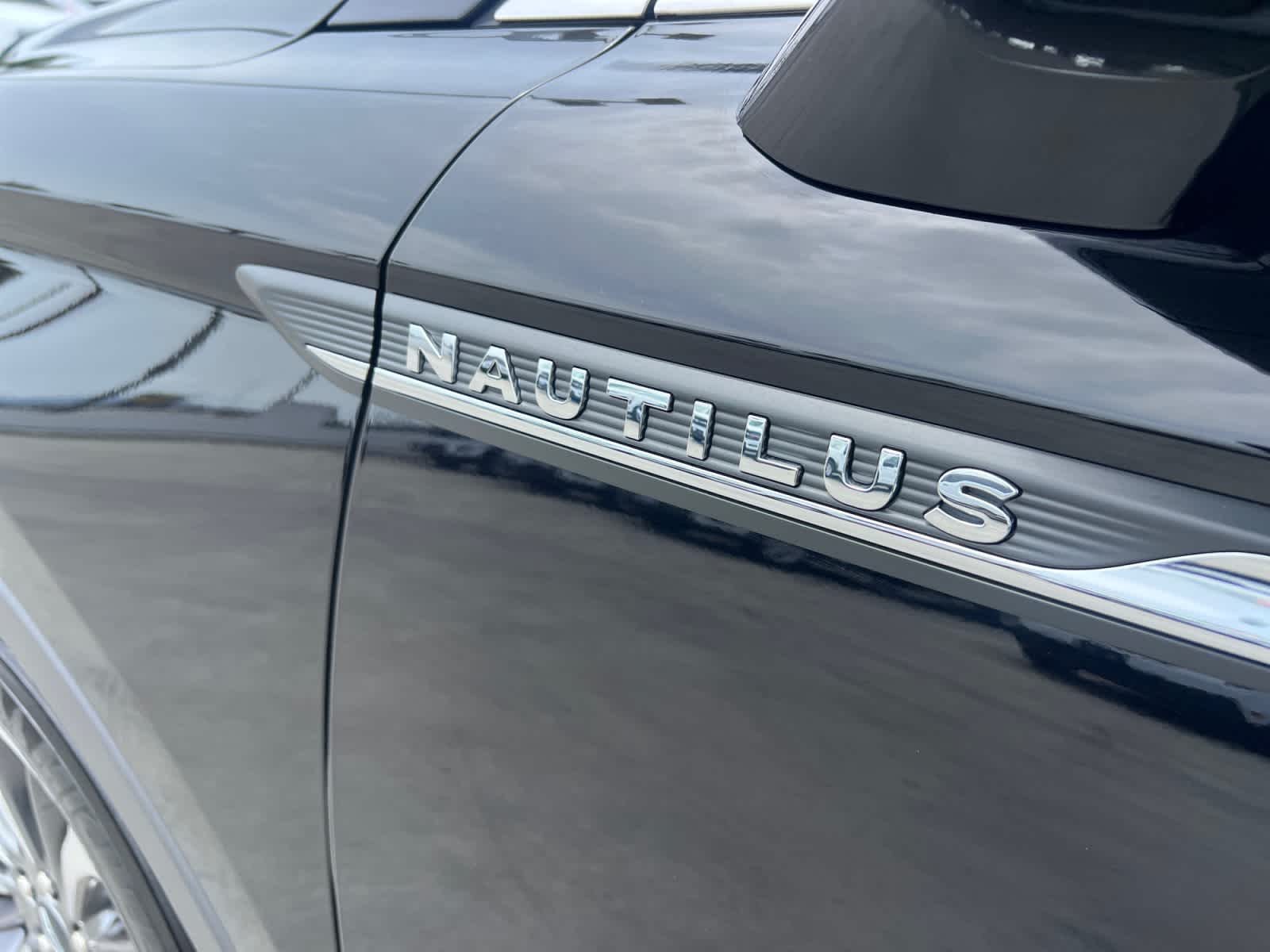 2023 Lincoln Nautilus Standard