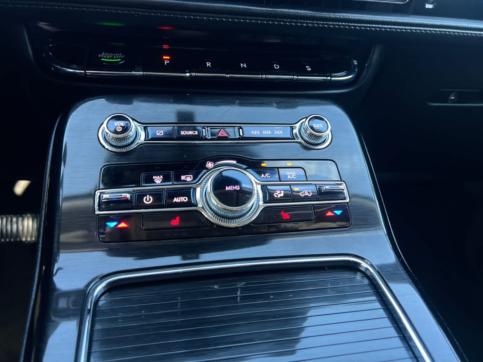2023 Lincoln Nautilus Standard