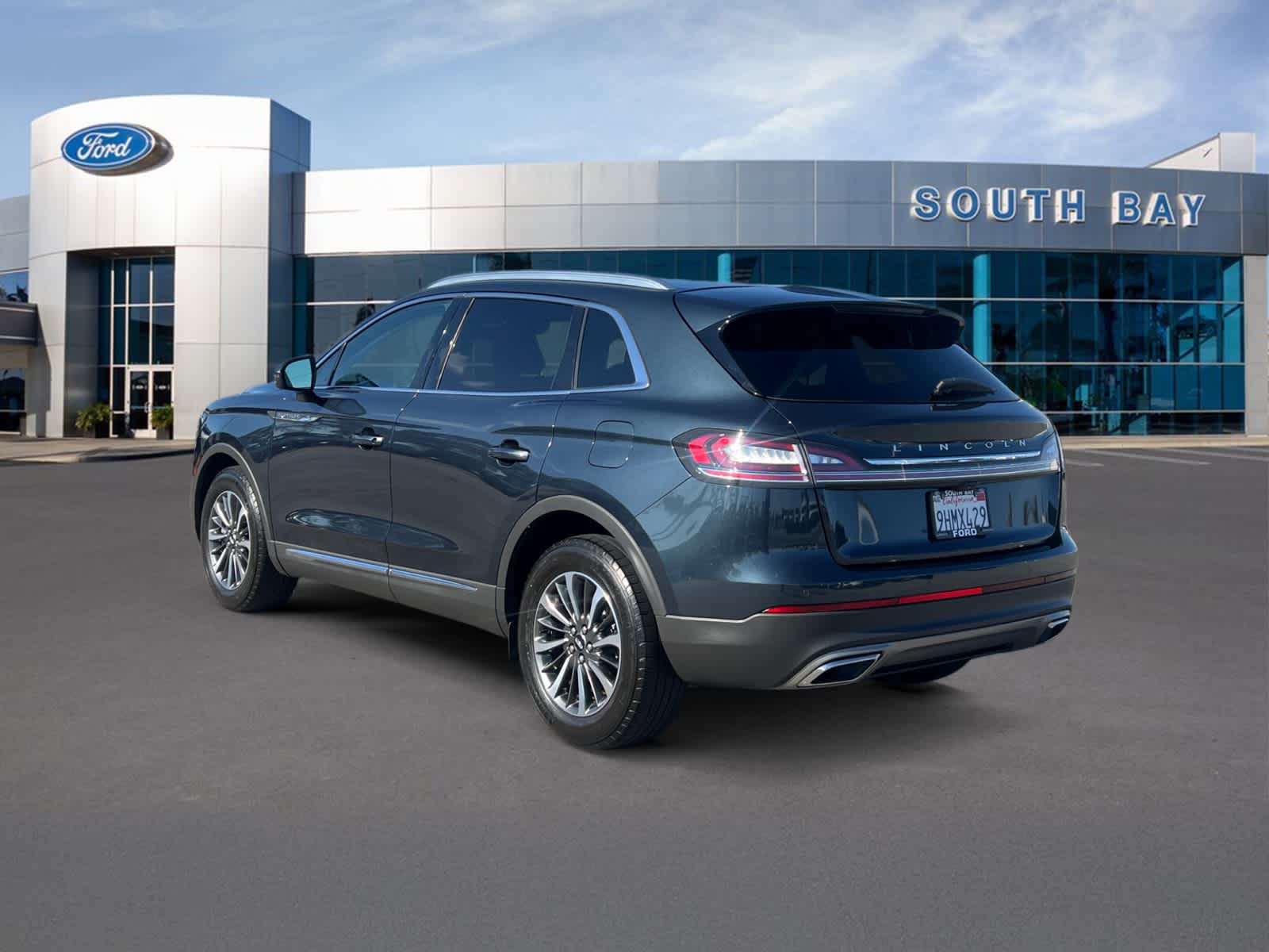 2023 Lincoln Nautilus Standard