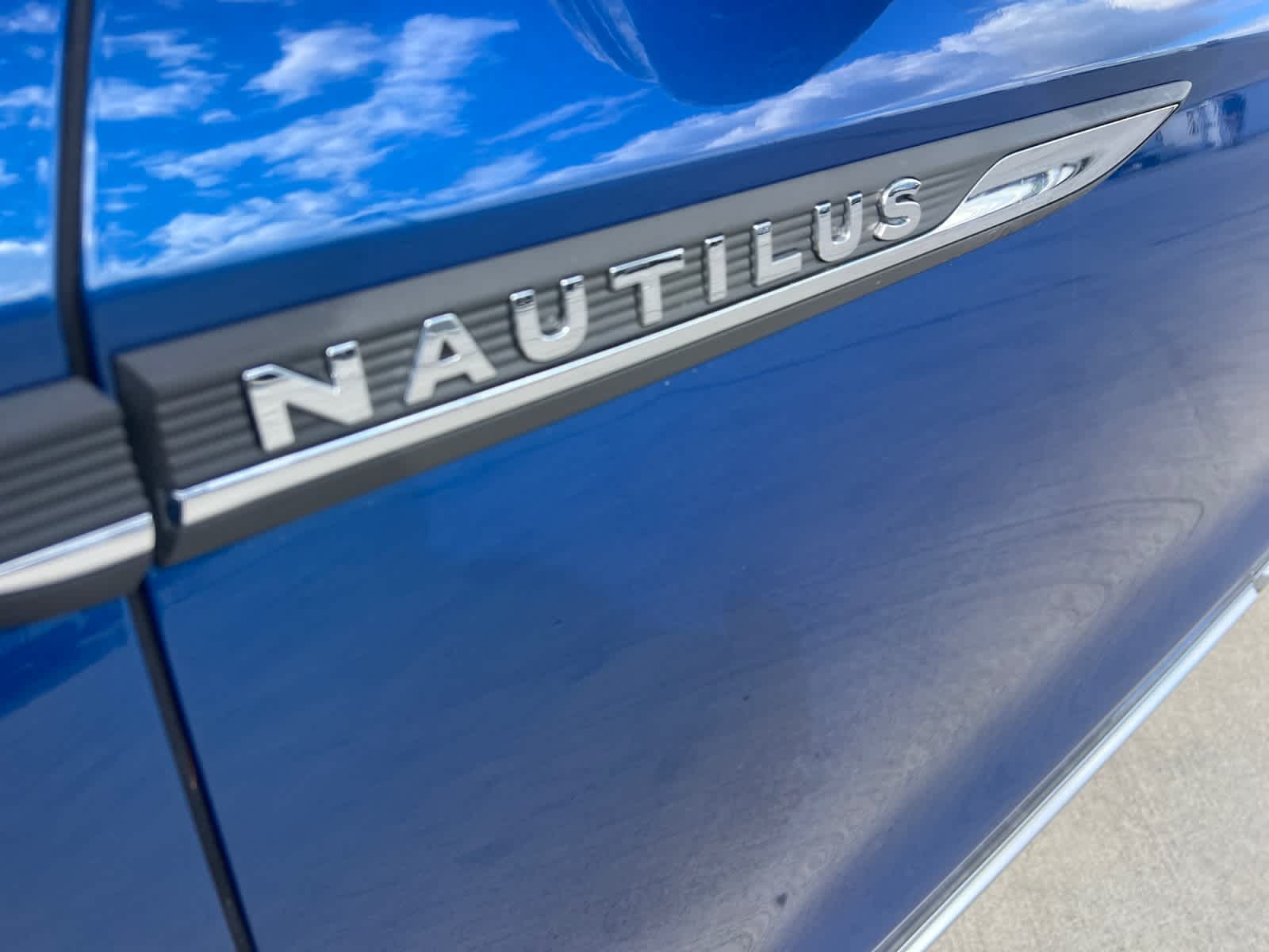 2020 Lincoln Nautilus Reserve