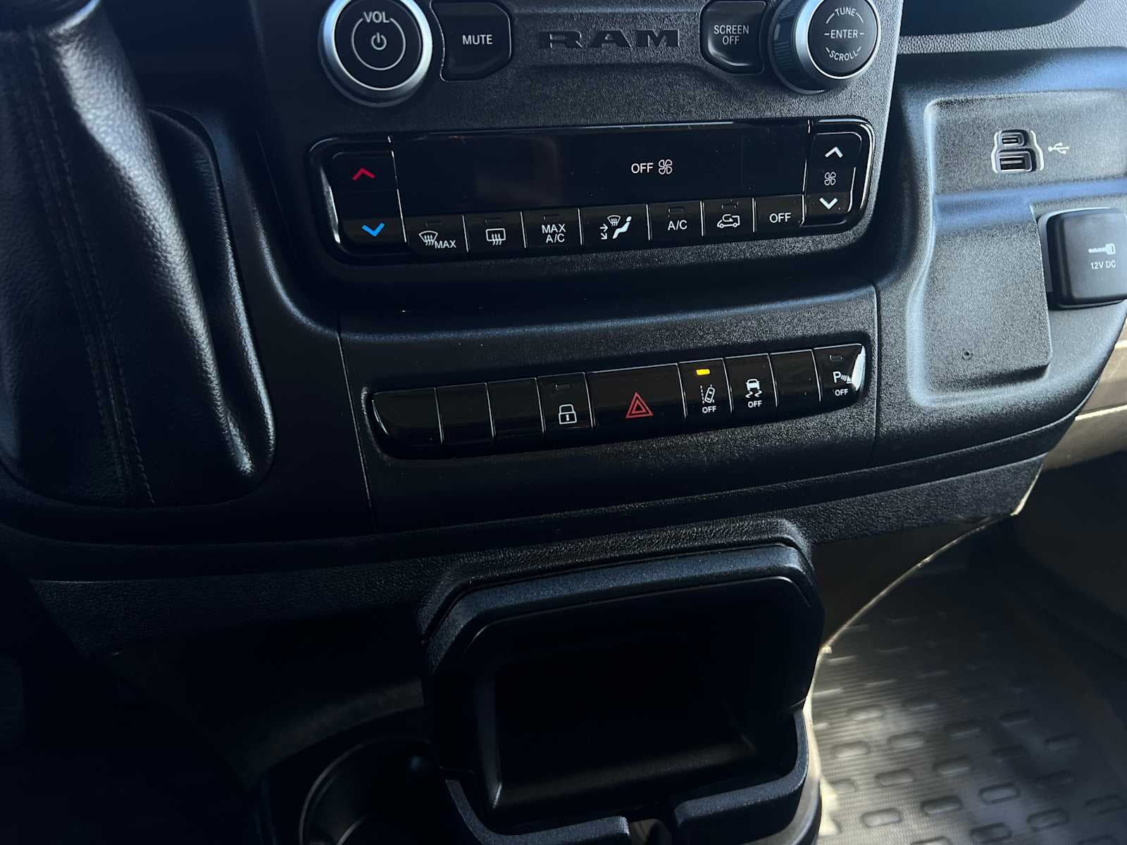 2024 RAM ProMaster Tradesman