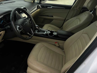 2014 Ford Fusion Energi SE Luxury