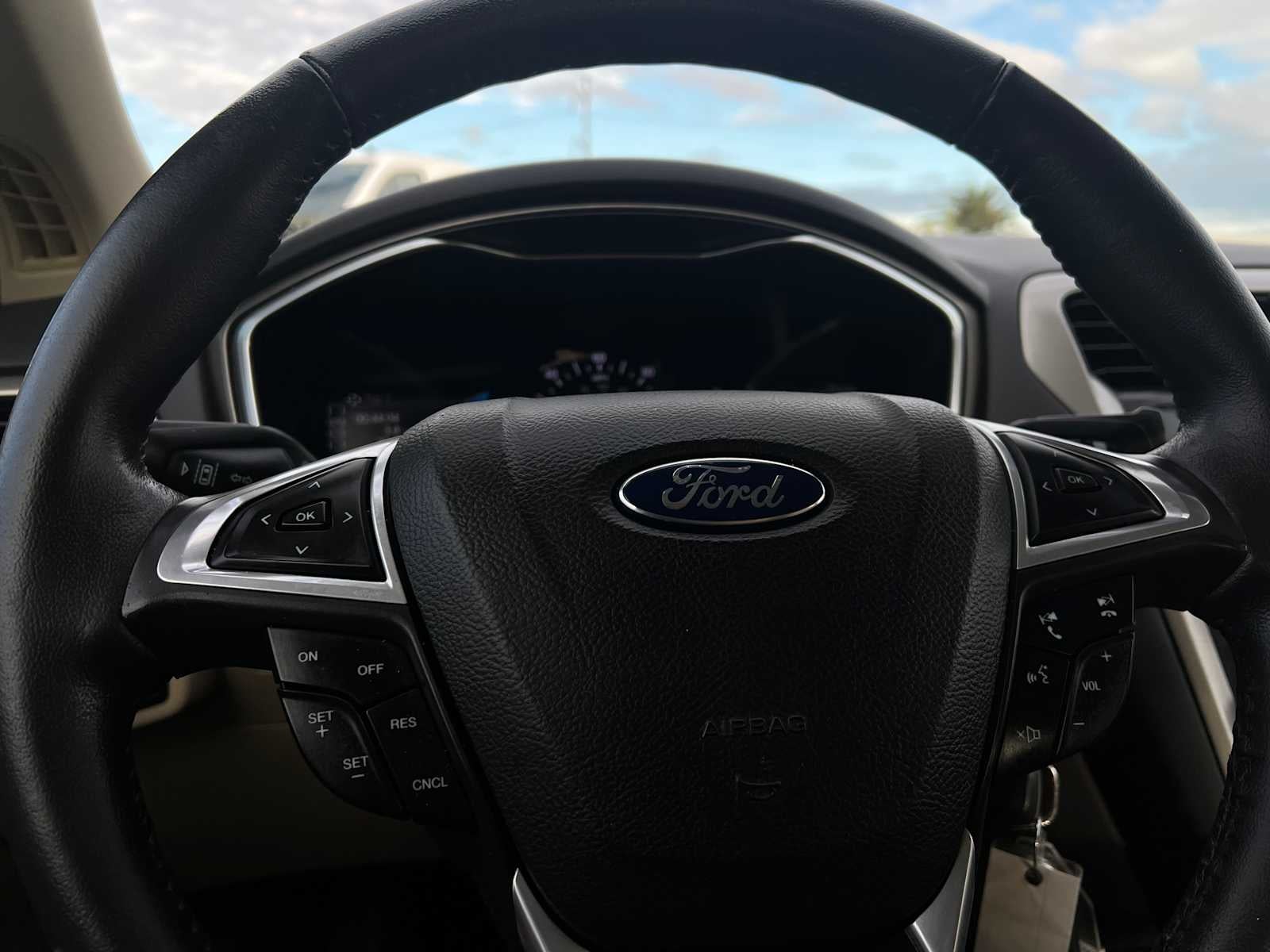 2014 Ford Fusion Energi SE Luxury