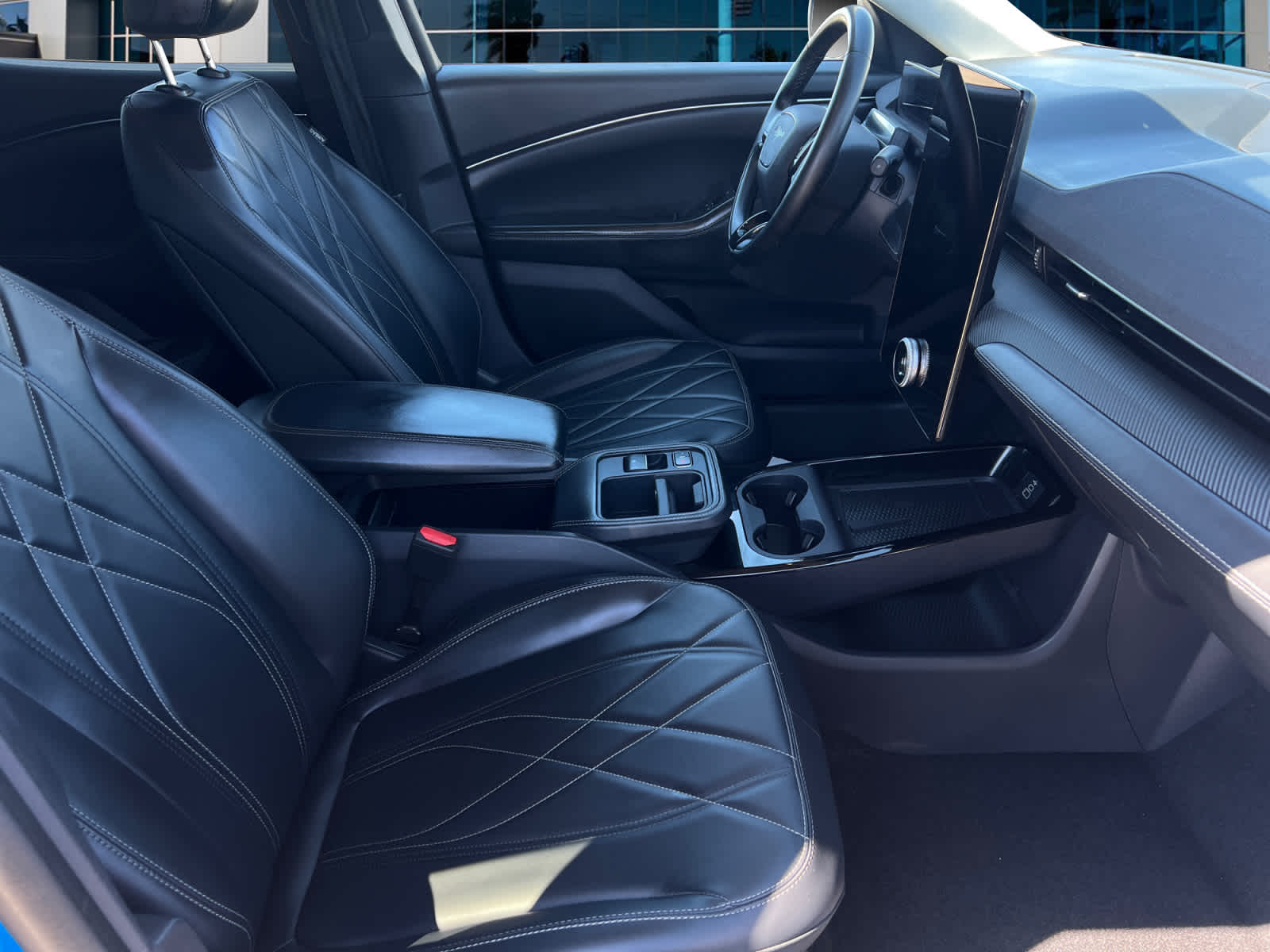 2025 Ford Mustang Mach-E Select