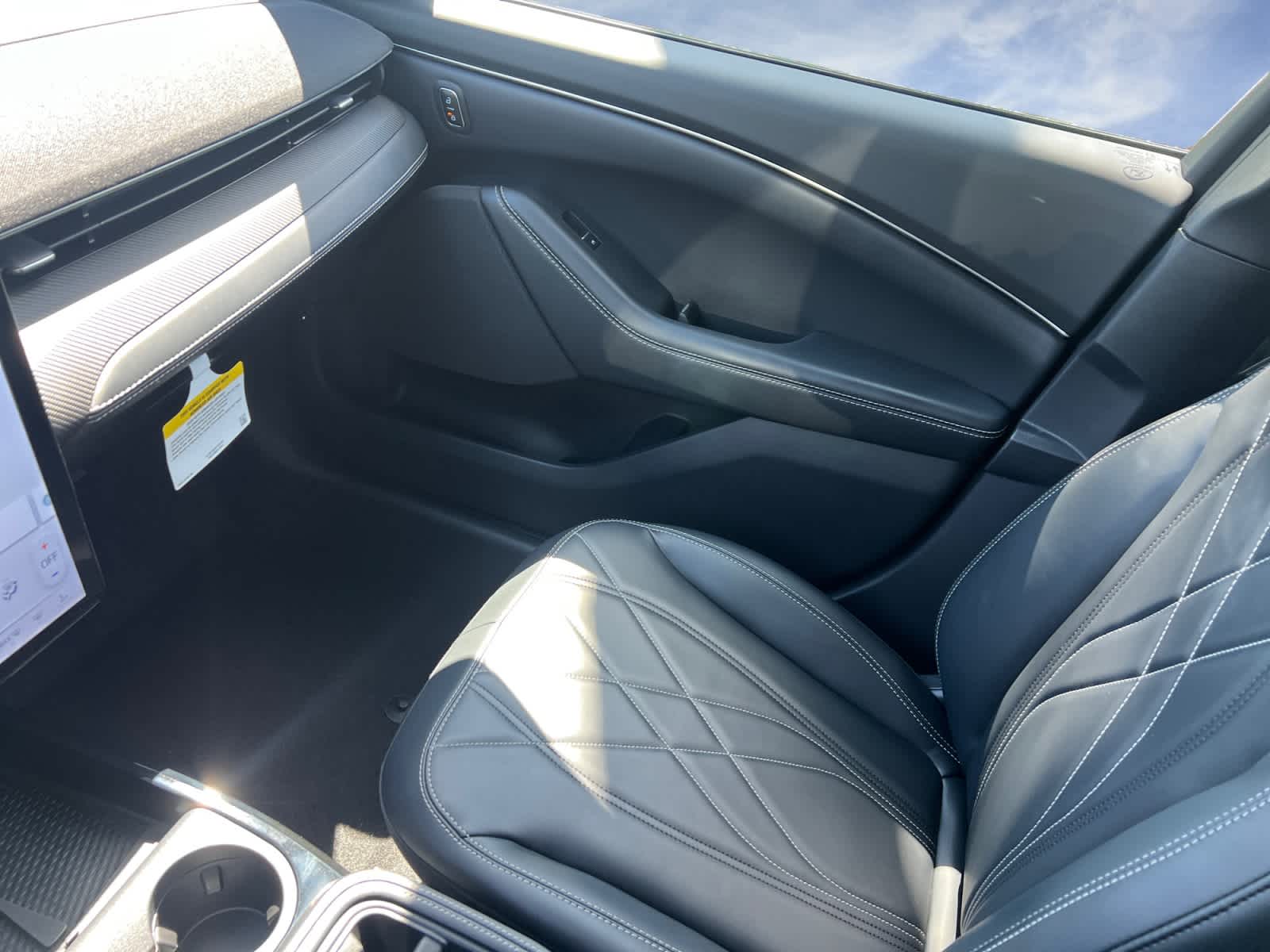 2025 Ford Mustang Mach-E Select