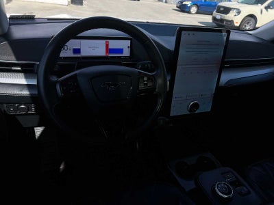 2022 Ford Mustang Mach-E California Route 1