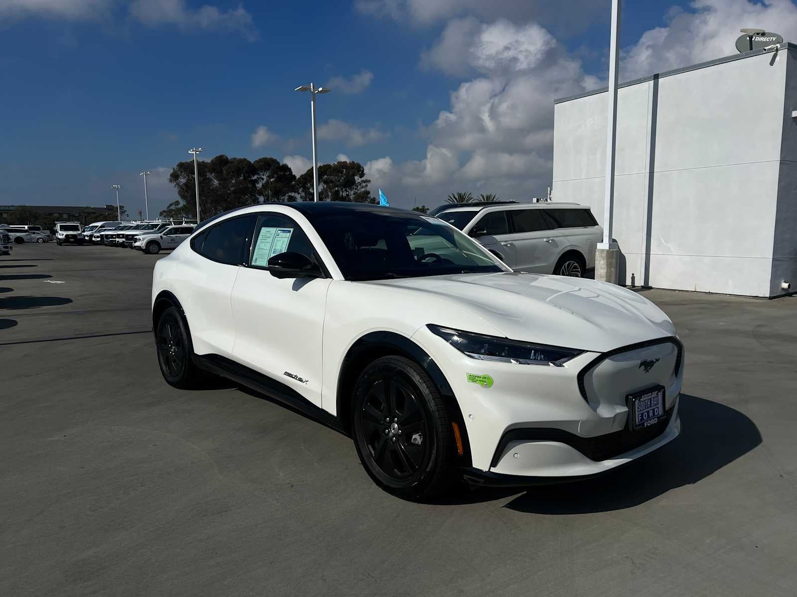 2022 Ford Mustang Mach-E California Route 1