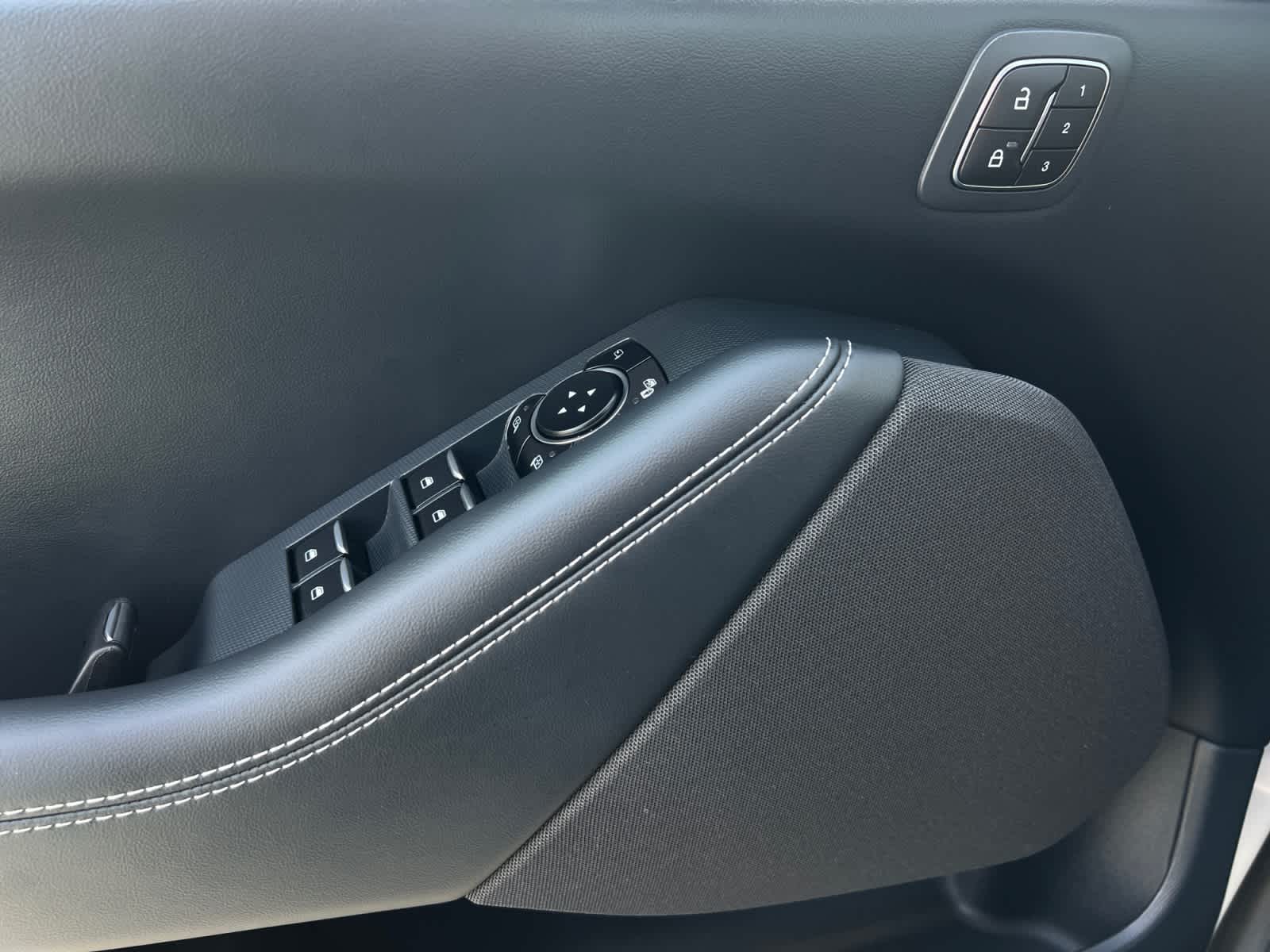 2022 Ford Mustang Mach-E California Route 1