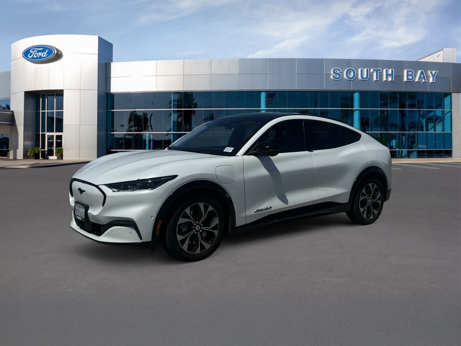 2022 Ford Mustang-Mach-e's photo