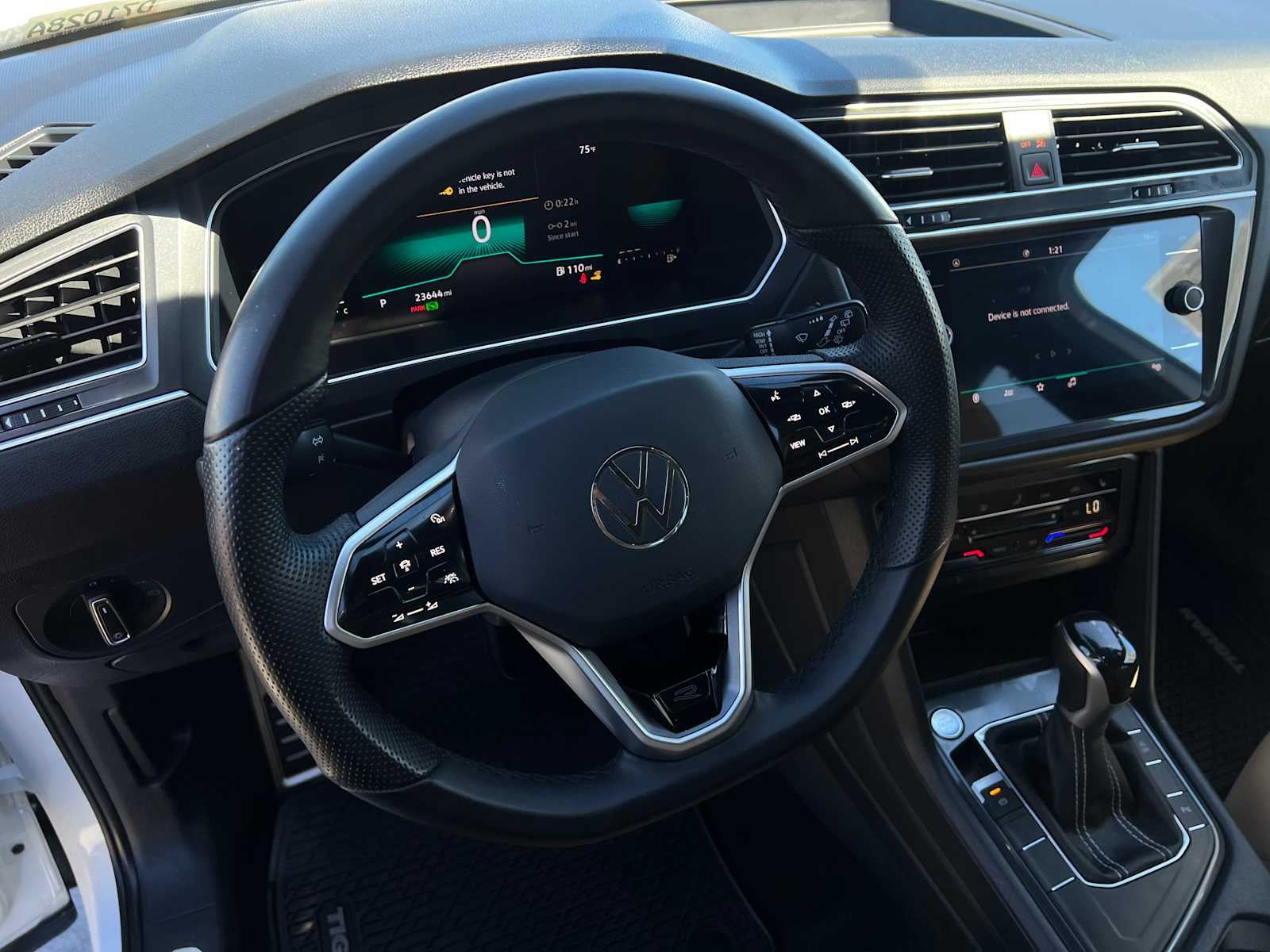 2023 Volkswagen Tiguan SE R-Line Black