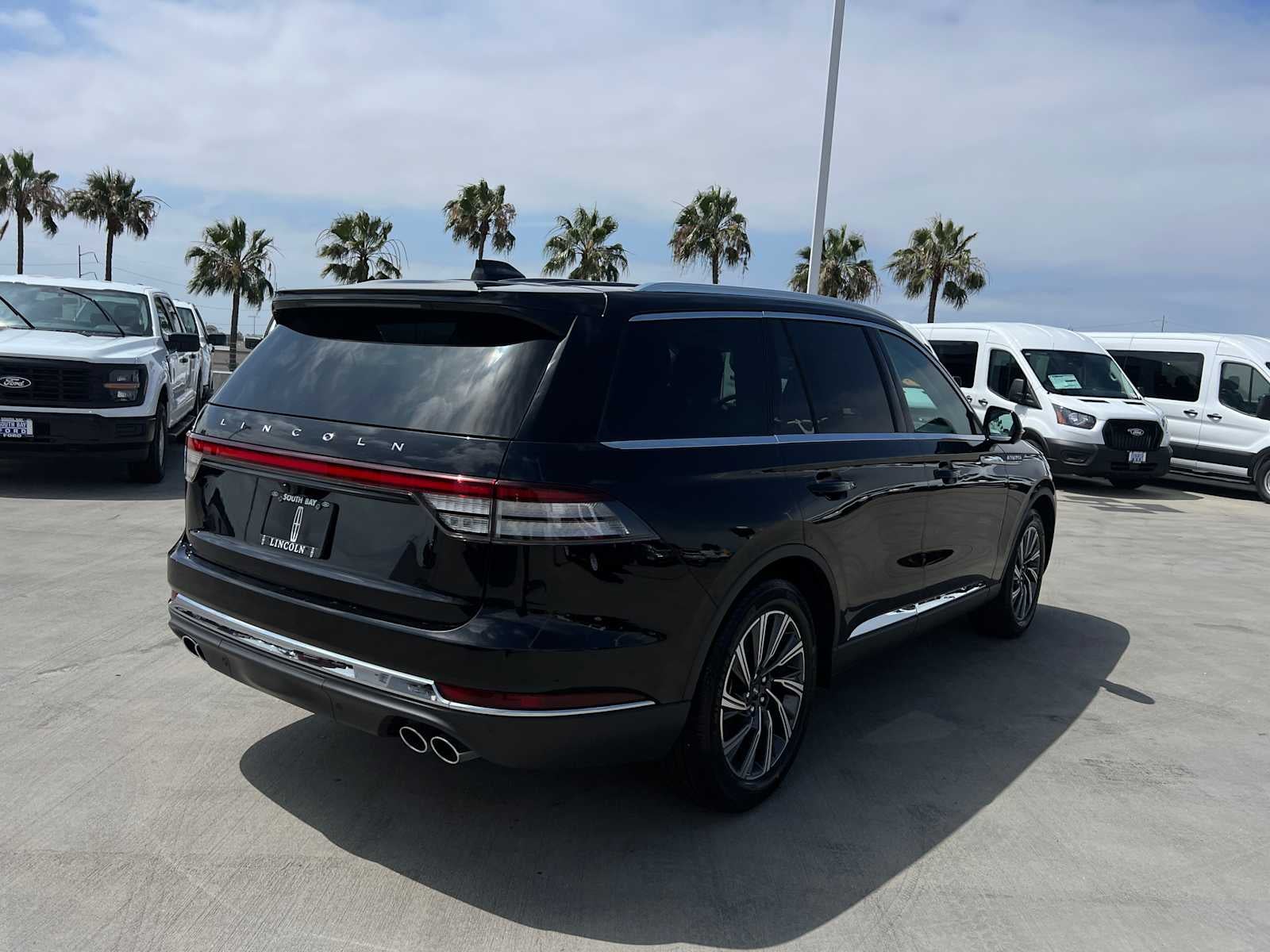 2026 Lincoln Aviator Livery