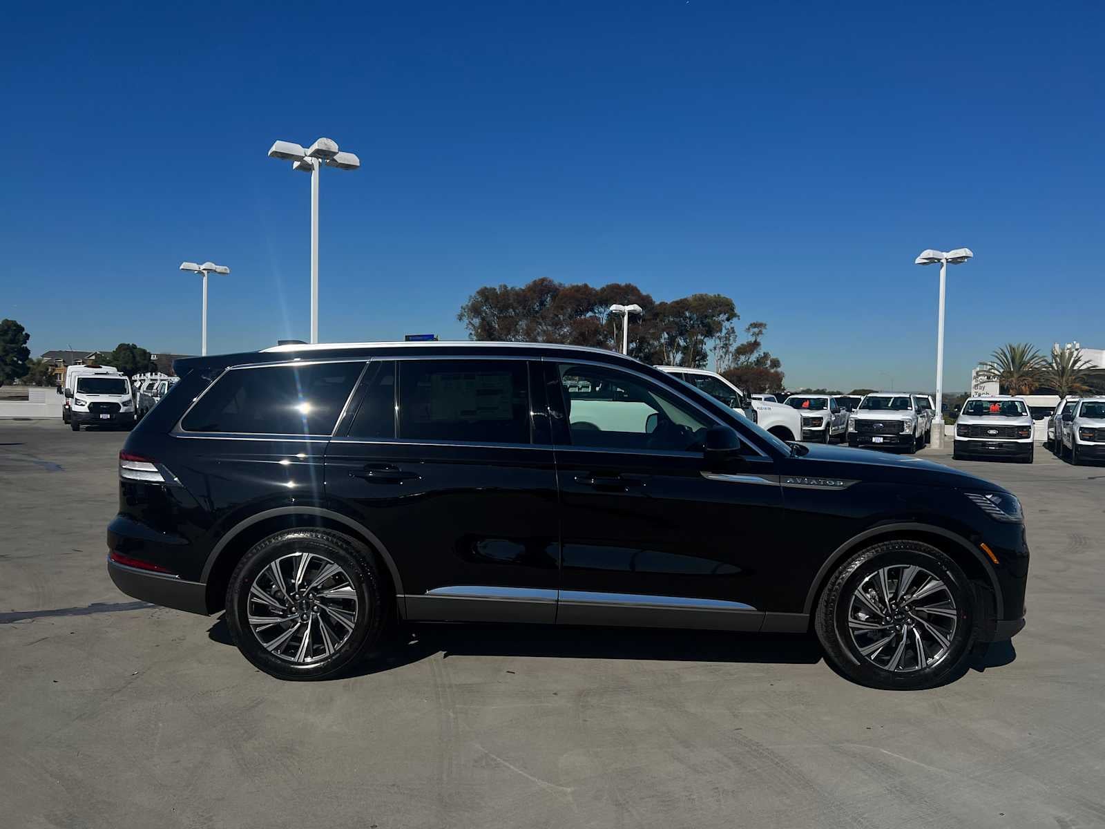 2026 Lincoln Aviator Livery