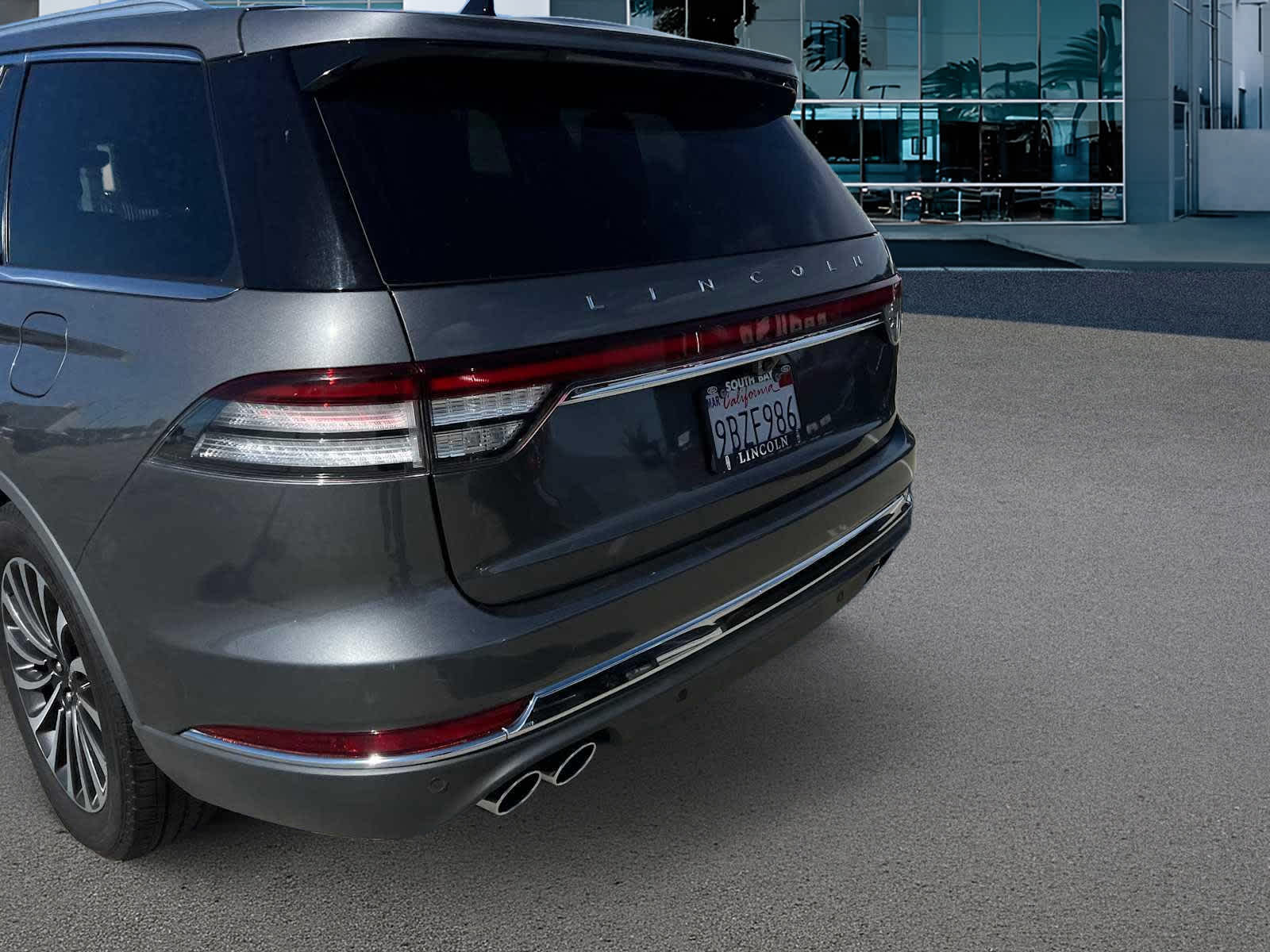 2023 Lincoln Aviator Standard