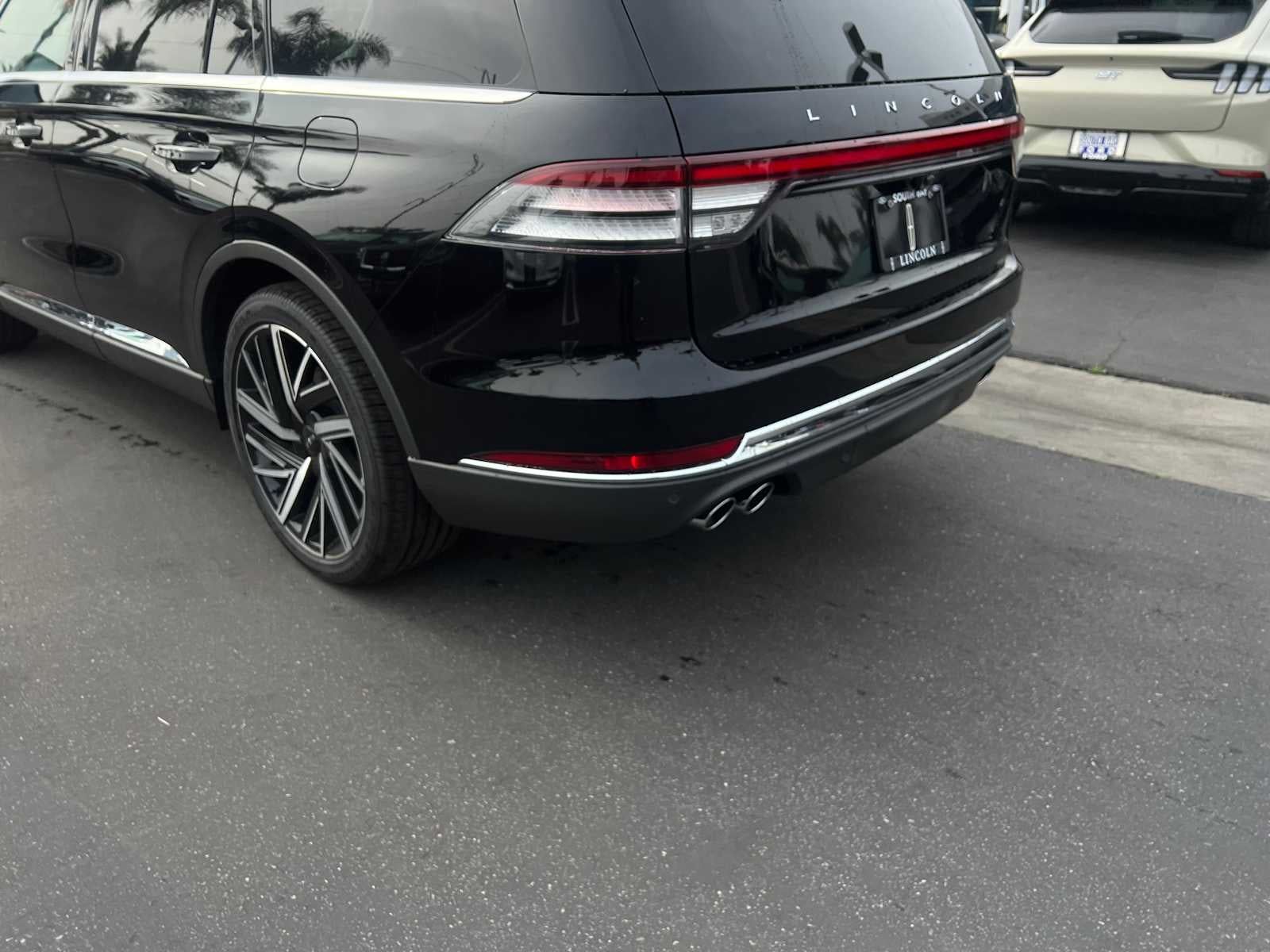2025 Lincoln Aviator Reserve