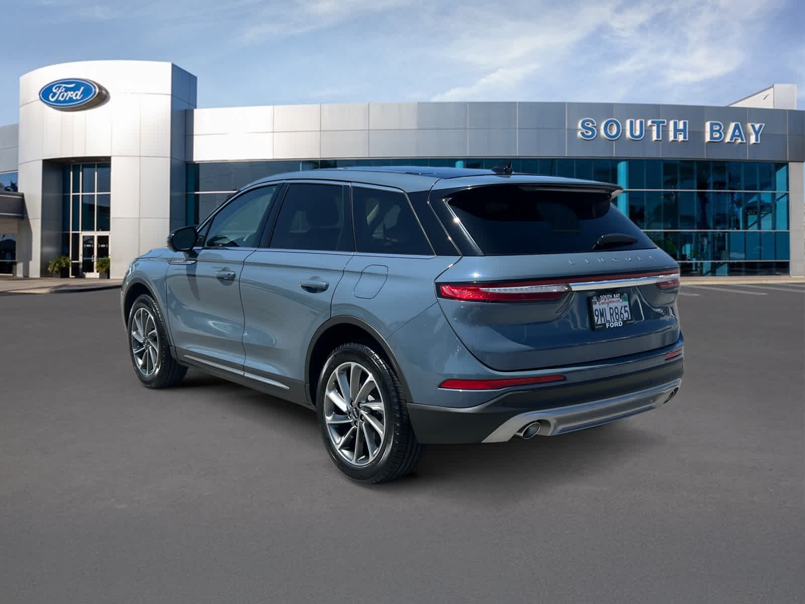2024 Lincoln Corsair Premiere