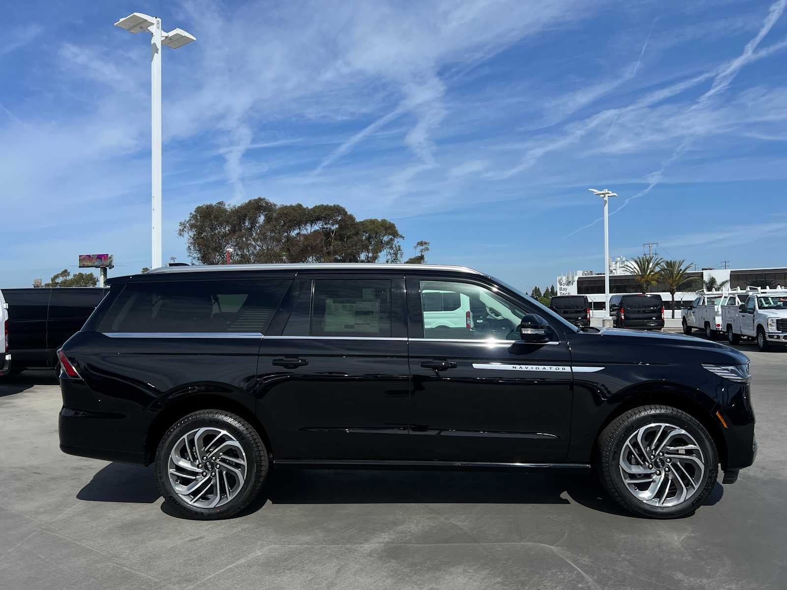 2026 Lincoln Navigator L Reserve