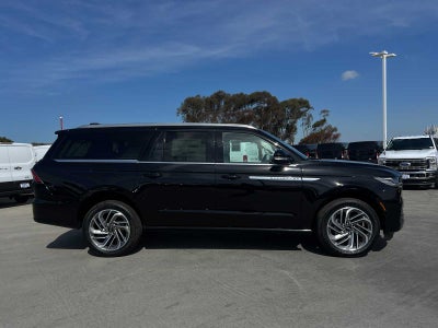 2026 Lincoln Navigator L Reserve