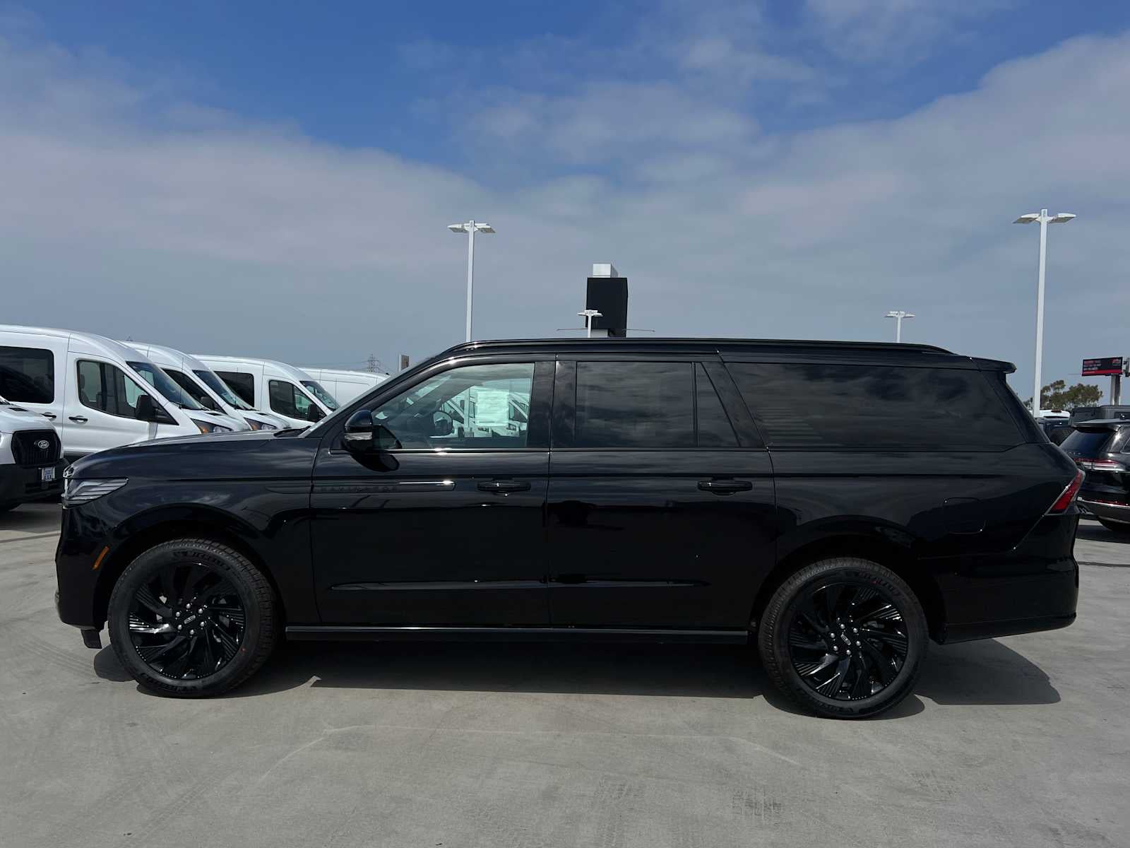 2026 Lincoln Navigator L Reserve