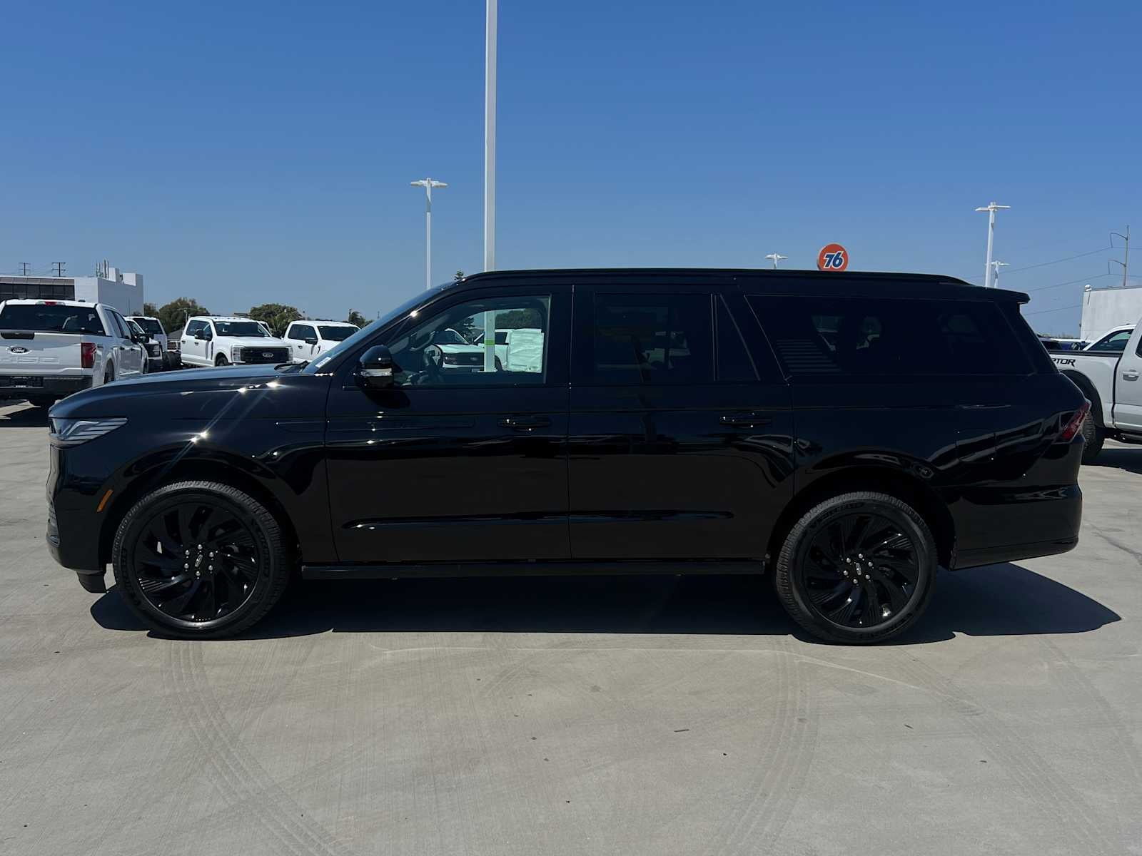 2026 Lincoln Navigator L Reserve