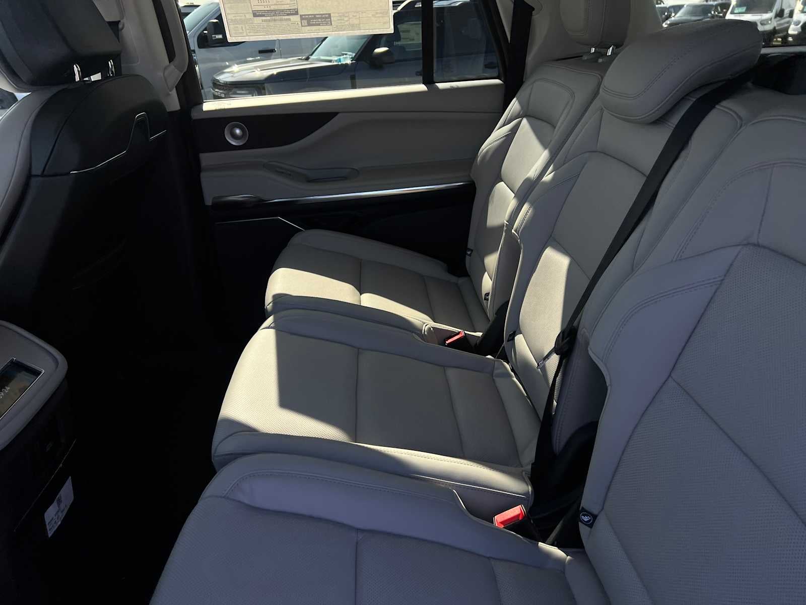 2026 Lincoln Navigator L Reserve