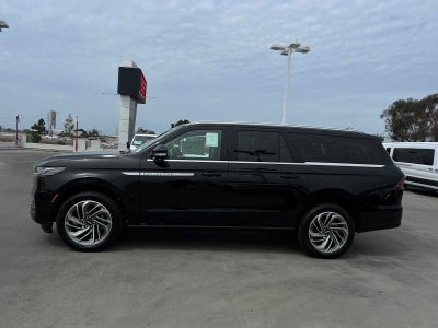 2025 Lincoln Navigator L Reserve