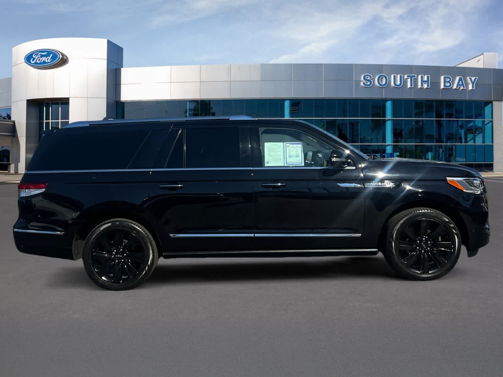 2024 Lincoln Navigator L Reserve