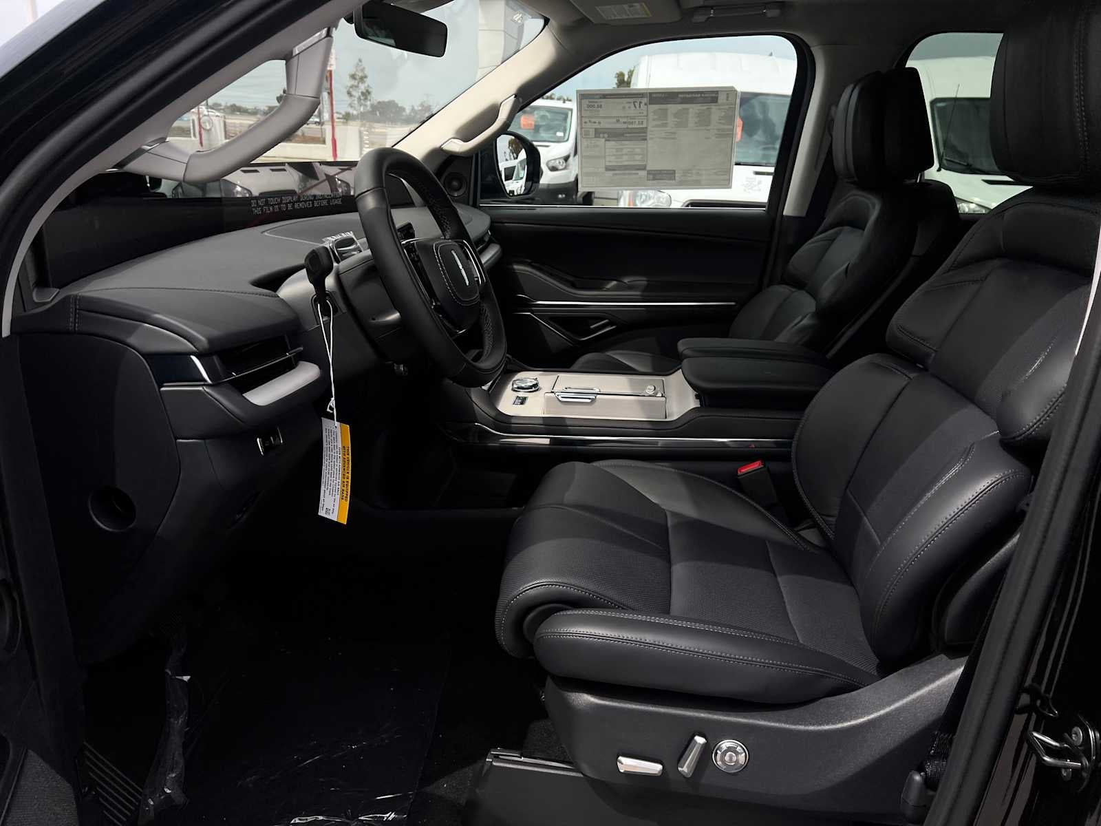 2025 Lincoln Navigator Reserve L - Photo 36