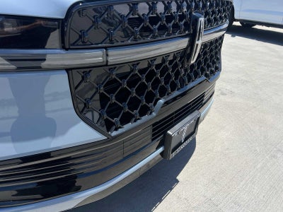 2026 Lincoln Navigator L Reserve