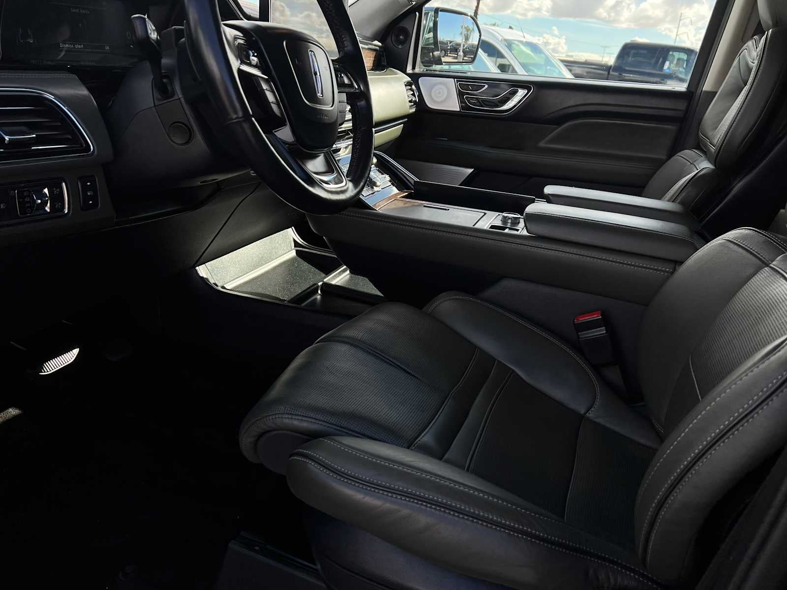 2022 Lincoln Navigator L Black Label